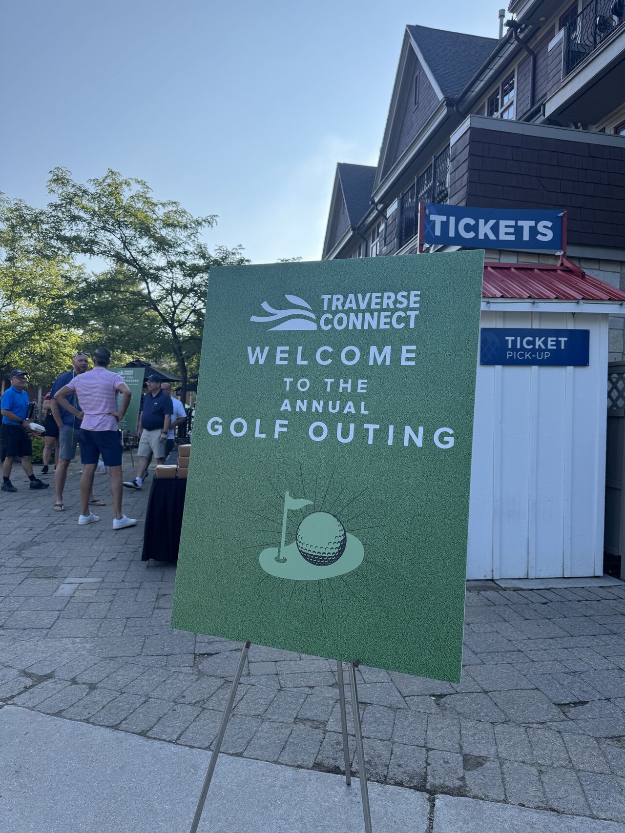 Welcome to the Golf Outing - Traverse City Welcome to the Golf Outing - Traverse City